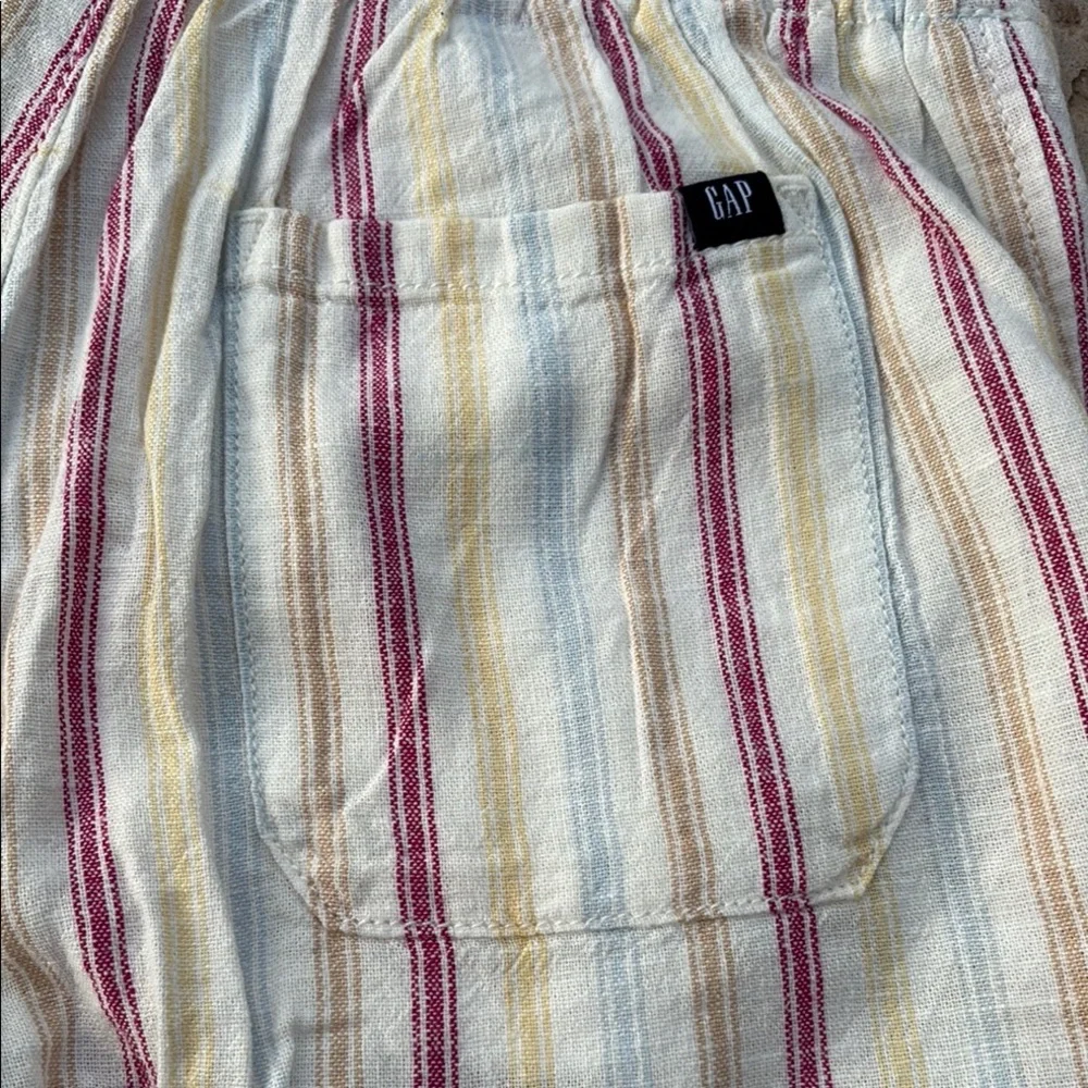 NWT GAP High Waist M Shorts in Linen/Rayon blend Cream w/ Stripes. Summer cool! - Picture 7 of 15